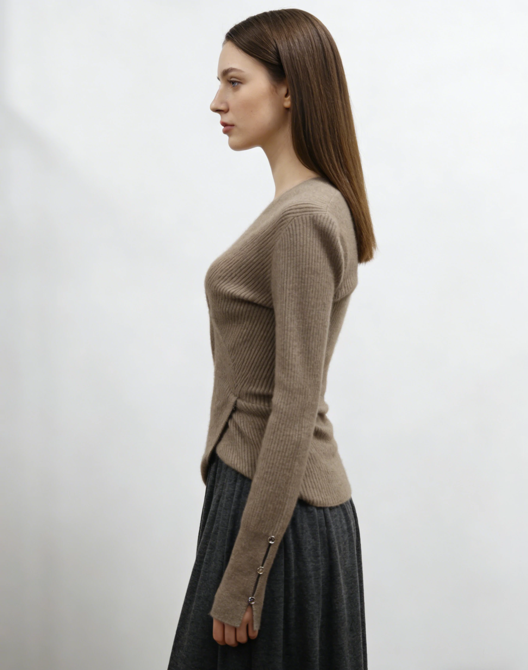 100% Cashmere Wrap V-Neck Sweater 2 100% Cashmere Wrap V-Neck Sweater - Image 2
