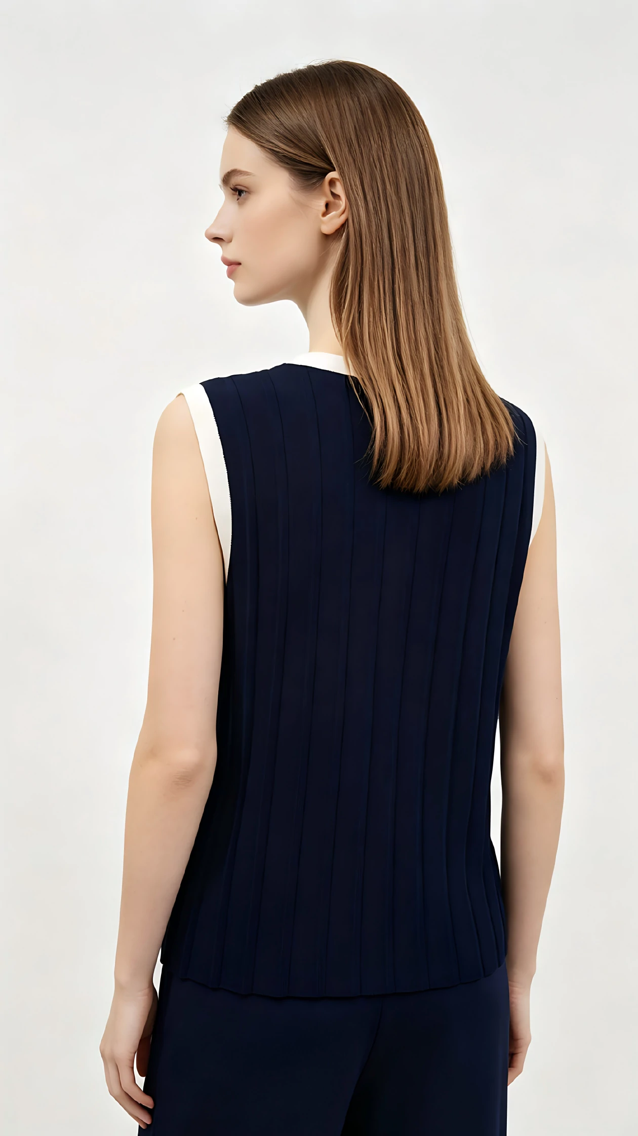 Navy Blue White Trim Ribbed Sleeveless Knit Top 2 Navy Blue White Trim Ribbed Sleeveless Knit Top - Image 2