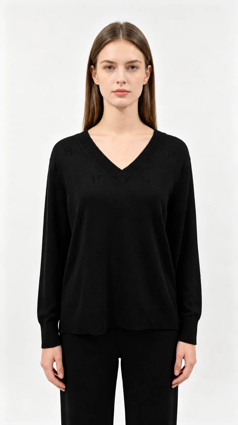Minimal Textured V-Neck Knit Sweater