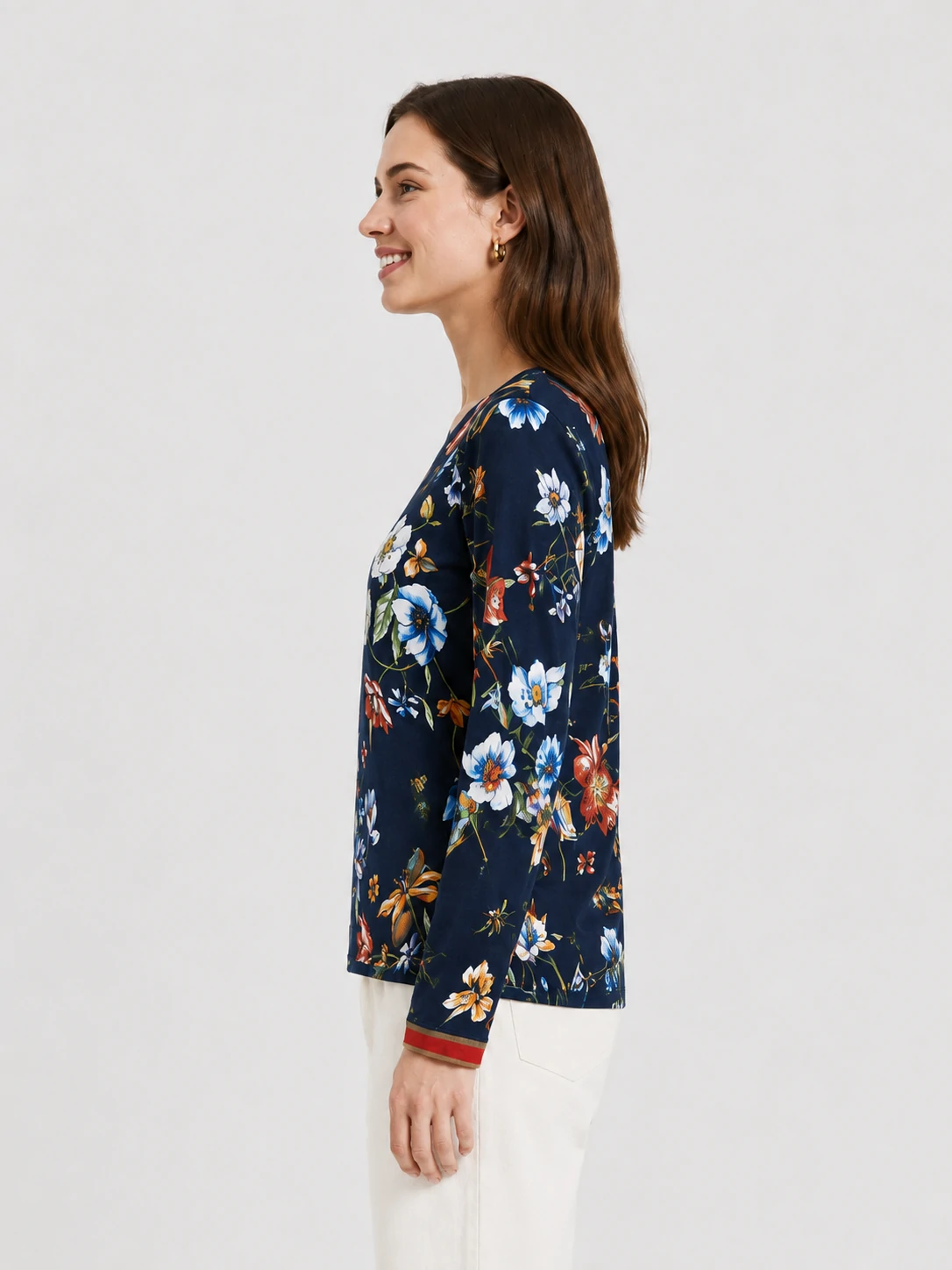 Women’s All‑Over Floral Print Knit Pullover 3 Women’s All‑Over Floral Print Knit Pullover - Image 3