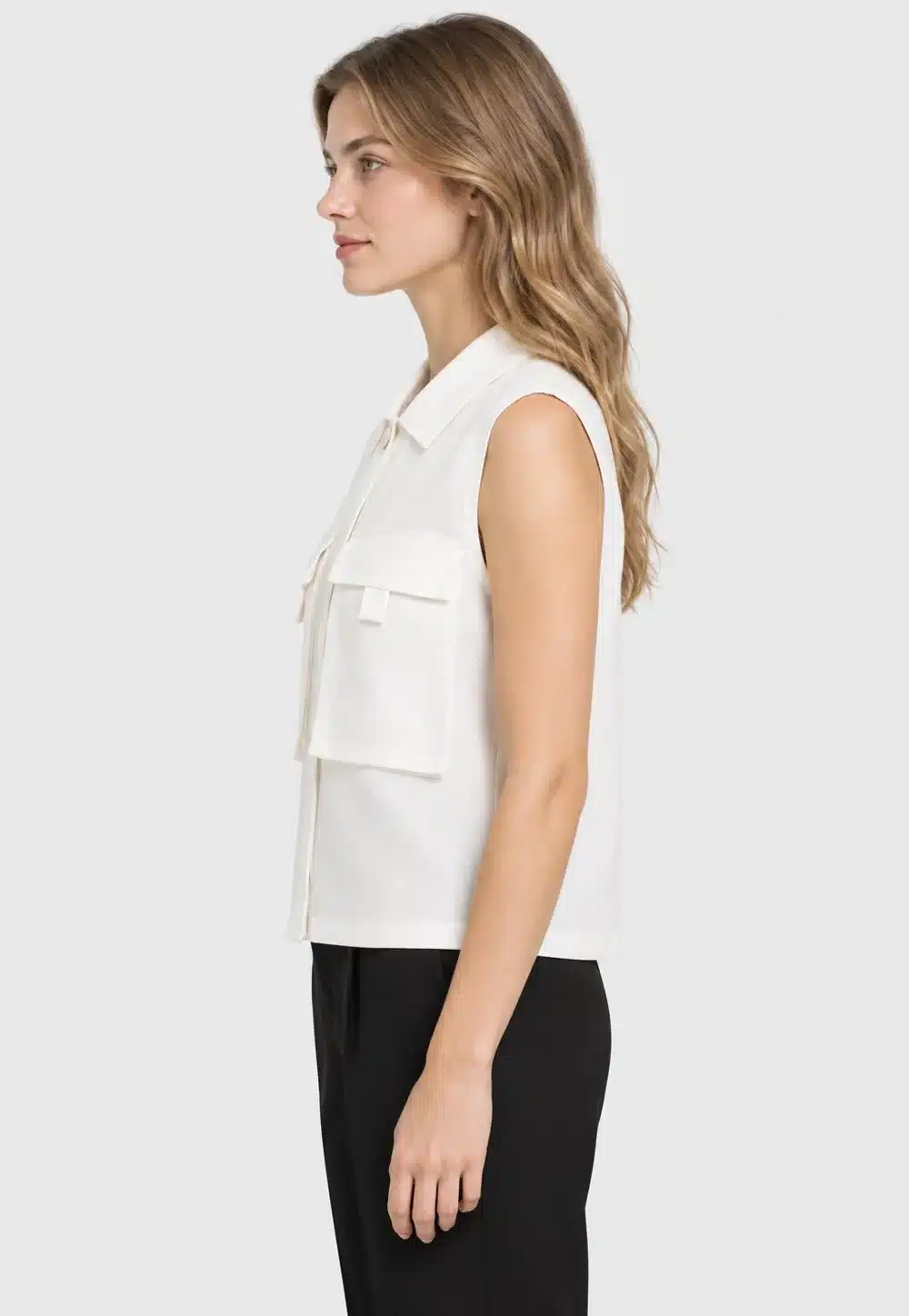 Women’s White Collared Patch-Pocket Knit Vest
