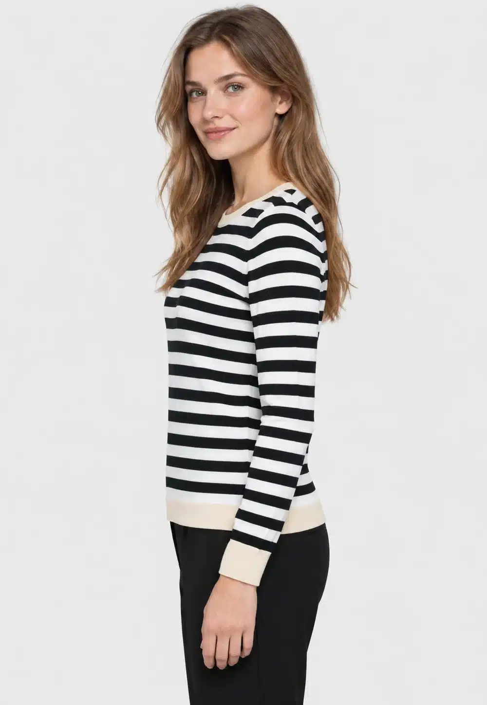 Women’s Black and White Striped Crew-Neck Knit Pullover